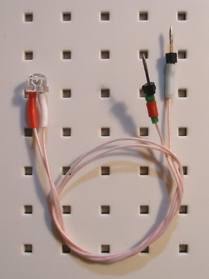 Светодиод на проводах с наконечниками